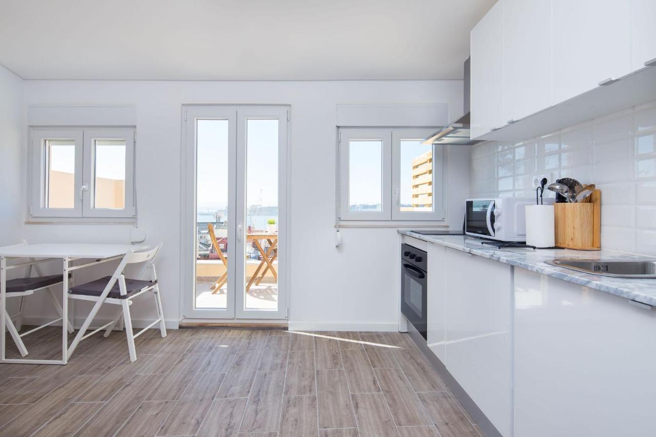 Designer Flats In Lapa By Lovelystay Lisboa المظهر الخارجي الصورة